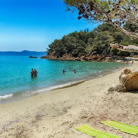 Apartment Mazet De La 54m2 Lavandou 100m Avec Piscine