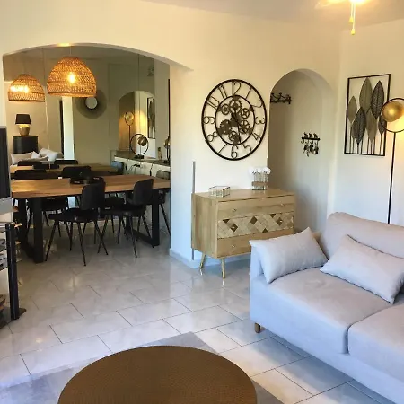 Mazet De La 54m2 Lavandou 100m Avec Piscine Appartamento *