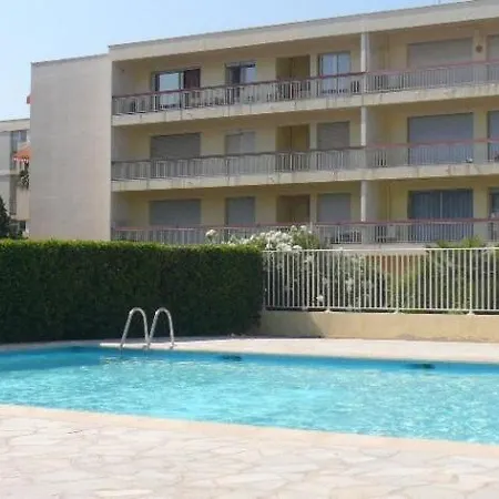 Mazet De La 54m2 Lavandou 100m Avec Piscine