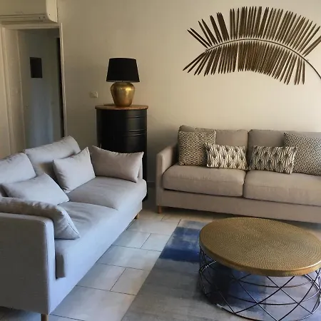 Appartement Mazet De La 54m2 Lavandou 100m Avec Piscine