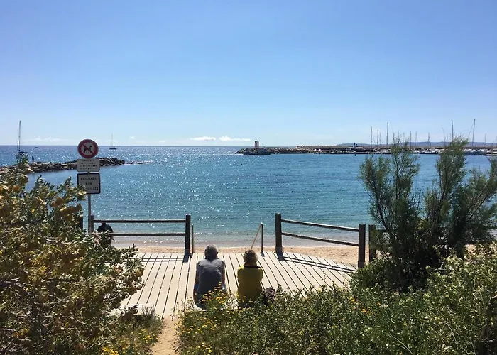 Appartement Mazet De La 54m2 Lavandou 100m Avec Piscine Le Lavandou