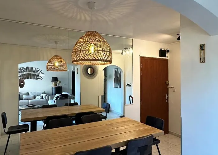 Mazet De La 54m2 Lavandou 100m Avec Piscine