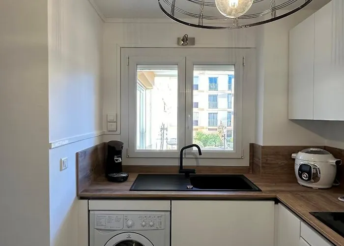 Mazet De La 54m2 Lavandou 100m Avec Piscine Appartement